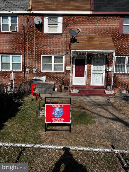 1252 N 21st St, Camden, NJ 08105