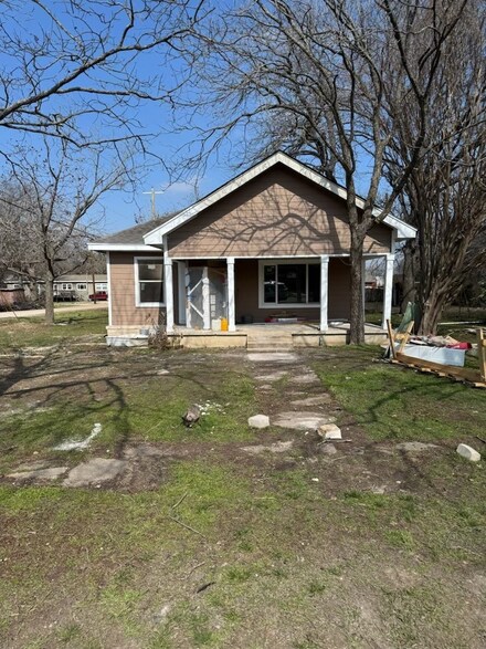 501 4th St, Moody, TX 76557