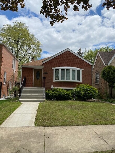 2853 N Major Ave, Chicago, IL 60634
