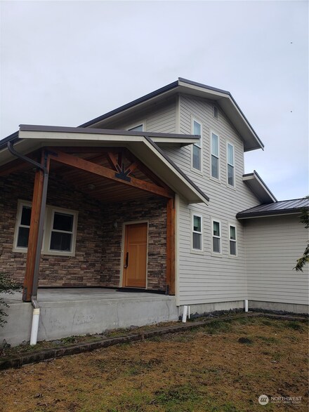 591 Marine Dr, Point Roberts, WA 98281
