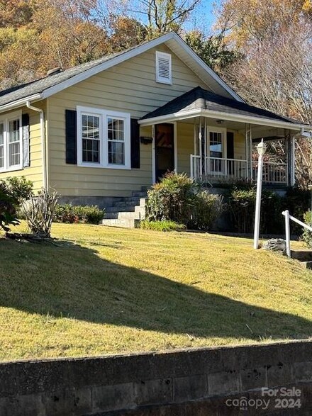 318 Sunrise Park, Sylva, NC 28779