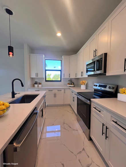 15725 Autry Cir, Port Charlotte, FL 33981