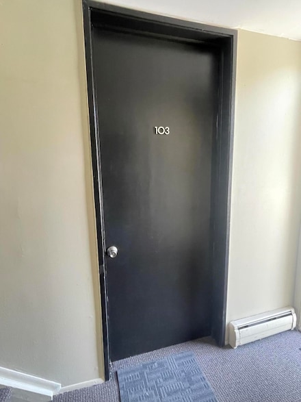 4210 Rochester Rd Unit 103, Royal Oak, MI 48073