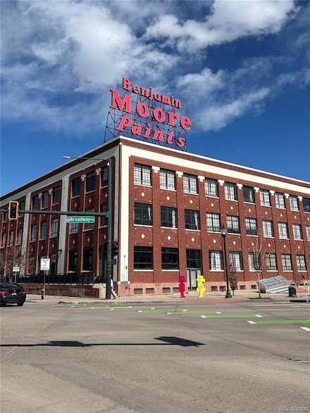 2500 Walnut St Unit 102, Denver, CO 80205
