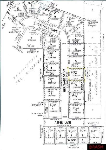 1712 Heritage Dr, North Mankato, MN 56003