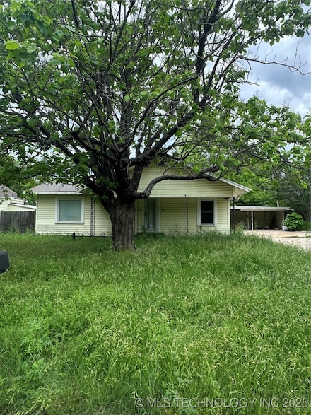 417 E St SE, Ardmore, OK 73401