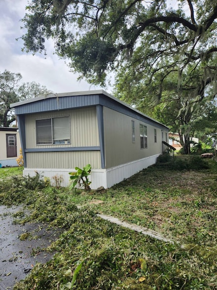 111 Red Oak Cir, New Smyrna Beach, FL 32168
