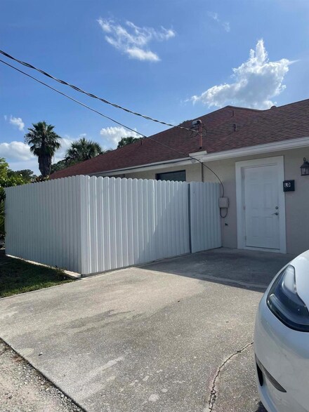 17068 89th Place N Unit B, Loxahatchee, FL 33470