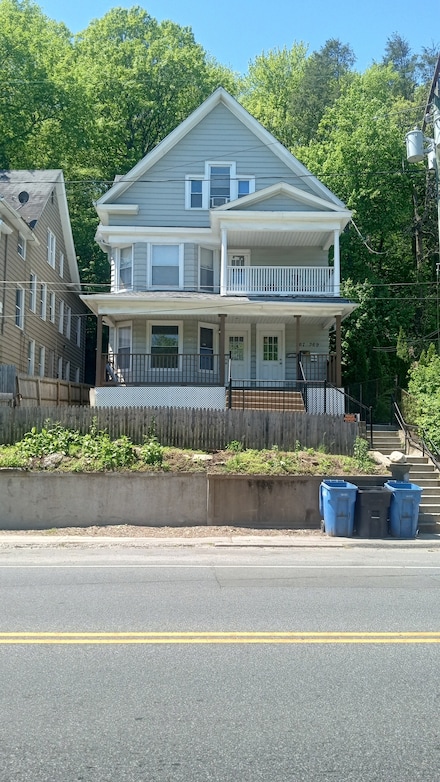 367 Watertown Ave Unit 1, Waterbury, CT 06708