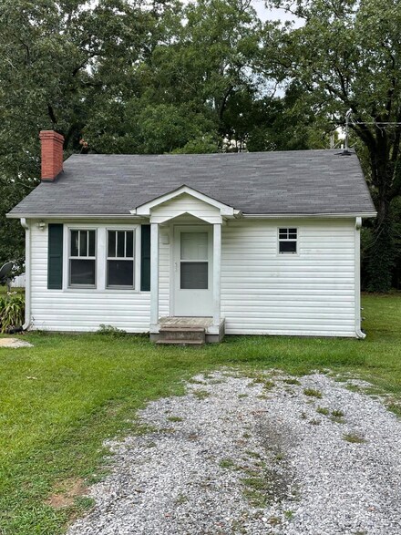 8058 Highway Trion Hwy, Lafayette, GA 30728