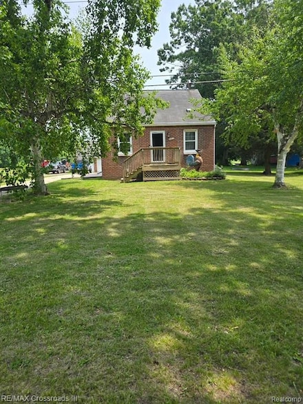 20375 Sumpter Rd, Belleville, MI 48111
