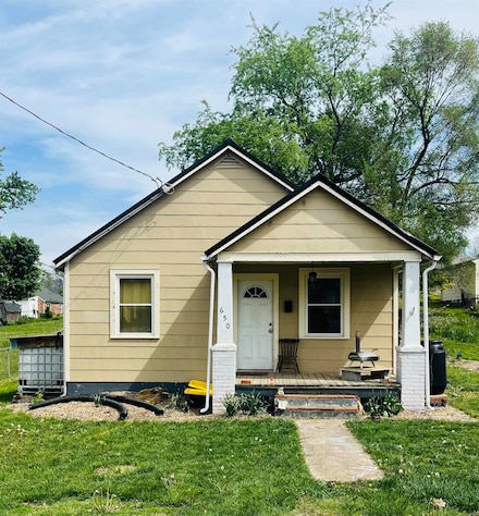 650 N Augusta Ave, Waynesboro, VA 22980