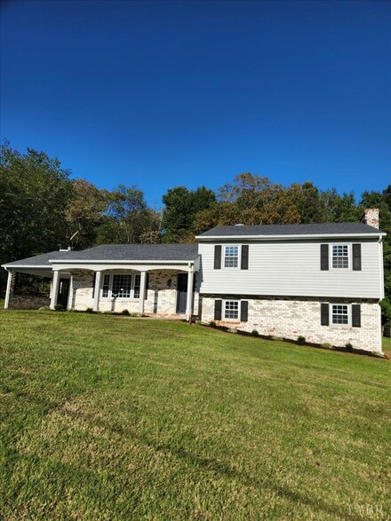 149 Bradford Ln, Lynchburg, VA 24502