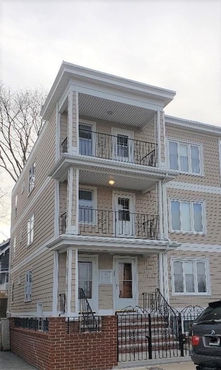 21 Firth Rd Unit 2, Roslindale, MA 02131