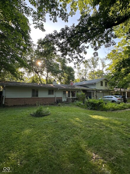 9550 N Delaware St, Indianapolis, IN 46240