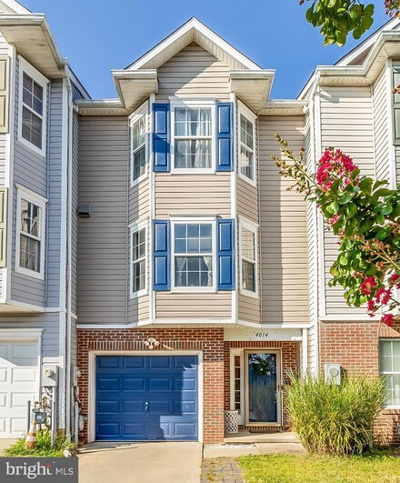 4014 Cutty Sark Rd, Middle River, MD 21220