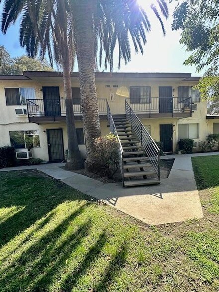 1338 A St, Fresno, CA 93706