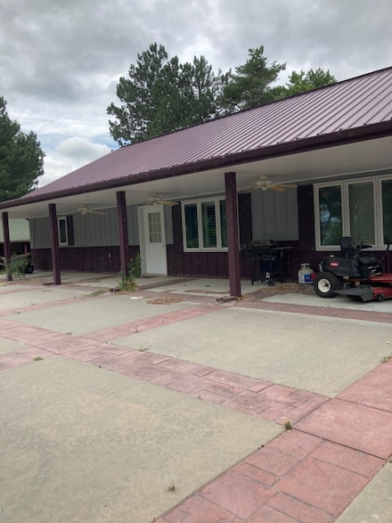 300012 Lakeside Dr, Minatare, NE 69356