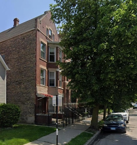 3141 N Central Park Ave, Chicago, IL 60618