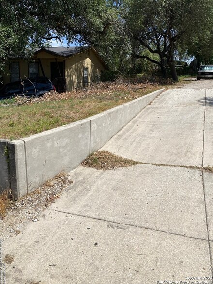 1516 Kayton Ave, San Antonio, TX 78210
