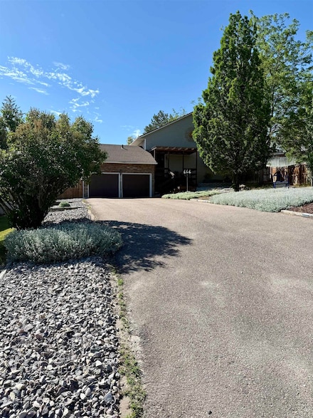 1625 Gwen Dr, Pocatello, ID 83204