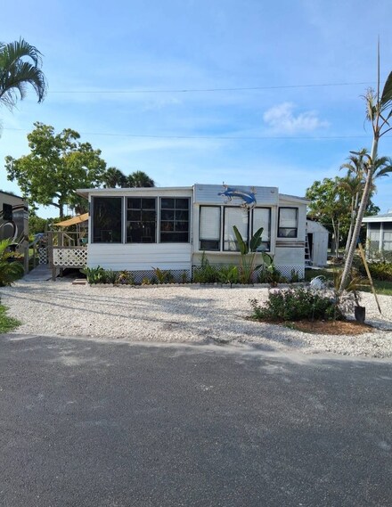 15175 Stringfellow Rd Unit 15, Bokeelia, FL 33922