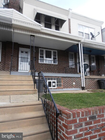 575 E Cheltenham Ave, Philadelphia, PA 19120