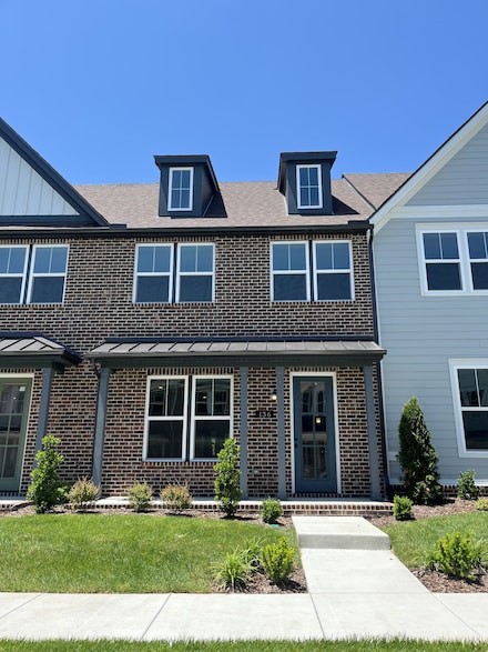 136 Valentine Alley, Nashville, TN 37218