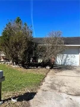 8 Point Coupee Place, New Orleans, LA 70129