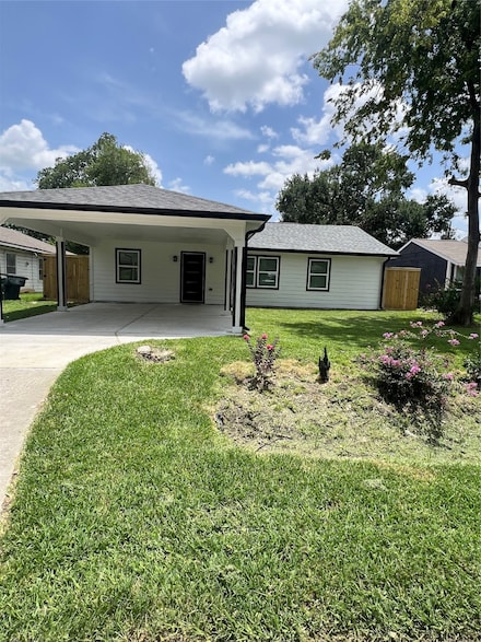 7613 Lady St, Houston, TX 77021