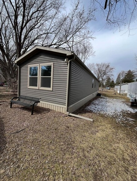 N5053 Hemlock St Unit 9, Poynette, WI 53955