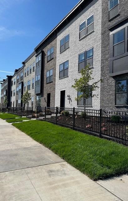 905 Falls Passage W Unit D, Saint Paul, MN 55116