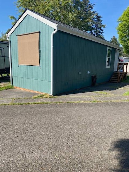 21401 NE Sandy Blvd, Fairview, OR 97024