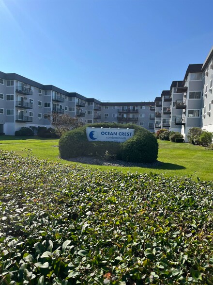 190 Kings Hwy Unit B4, Hampton, NH 03842