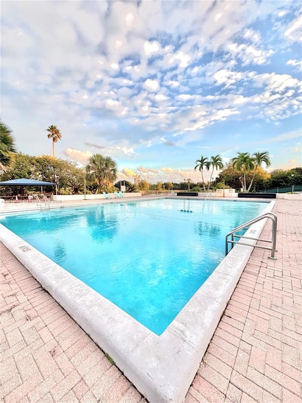 4160 Inverrary Dr Unit 204, Lauderhill, FL 33319