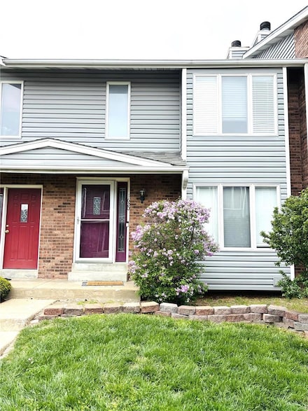 1620 Rosewall Dr, Saint Charles, MO 63303