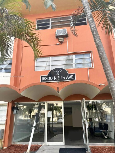 16800 NE 15th Ave Unit 108, North Miami Beach, FL 33162