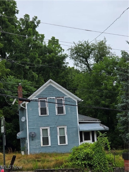 677 Vernon Odom Blvd, Akron, OH 44307