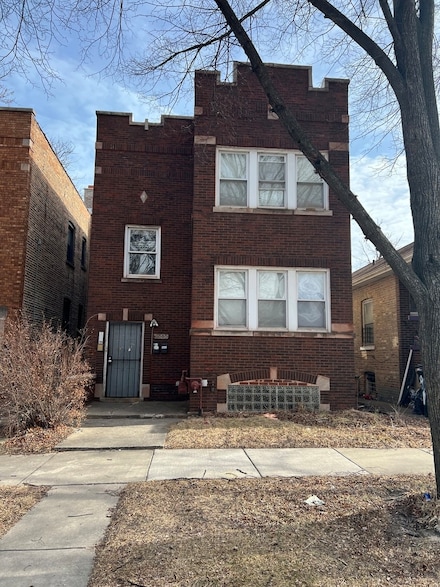 8005 S Blackstone Ave, Chicago, IL 60619