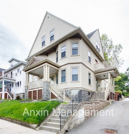33 Mapleton St Unit 2, Boston, MA 02135