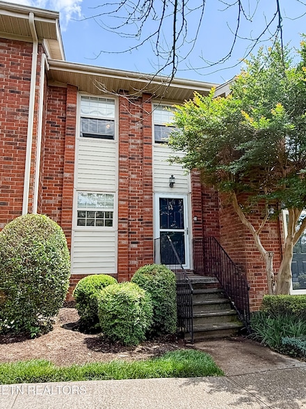 6523 Deane Hill Dr Unit 14, Knoxville, TN 37919