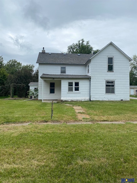 105 Locust St, Manley, NE 68403