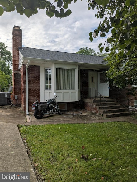 3440 Payne St, Falls Church, VA 22041