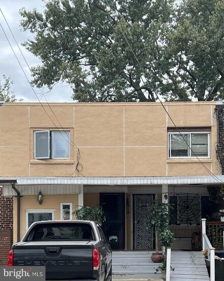 477 Rand St, Camden, NJ 08105