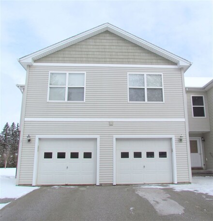 6 Ally Dr, Swanton, VT 05488