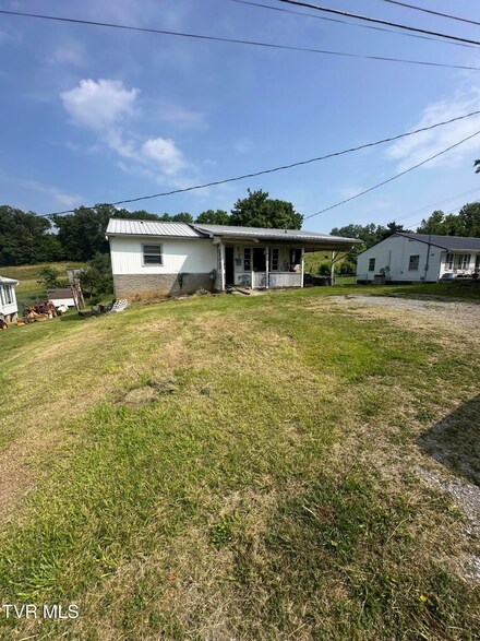 111 Woodlyn St, Greeneville, TN 37743