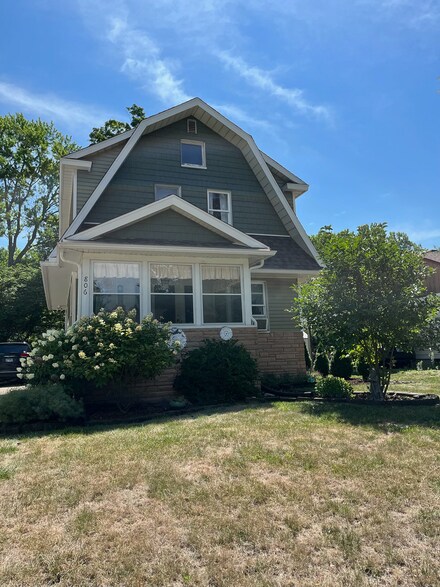 806 S Webber St, Urbana, IL 61801