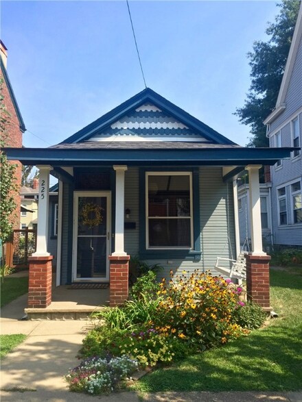 225 1st St, Aspinwall, PA 15215