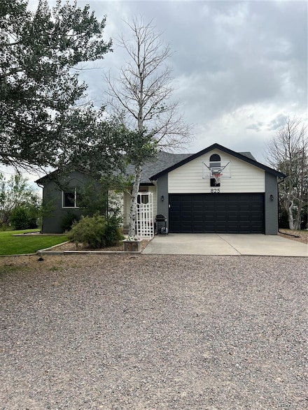 825 Cherokee St, Strasburg, CO 80136