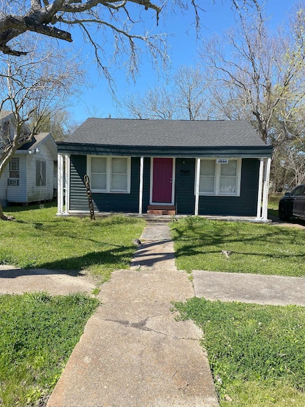 1833 11th St, Port Arthur, TX 77640